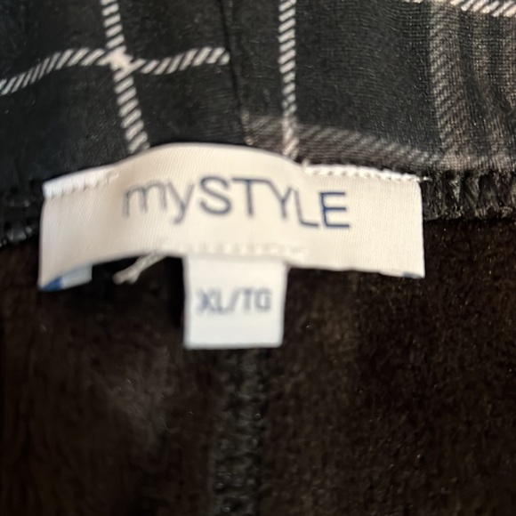 Fleece plaid leggings - Picture 2 of 2